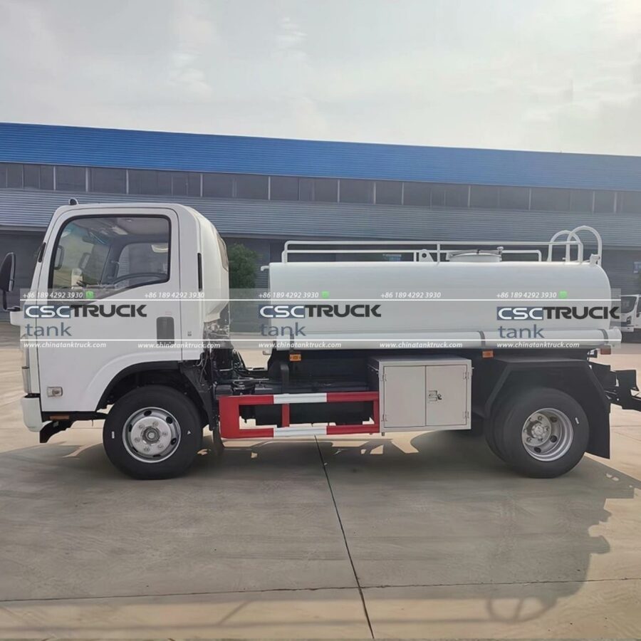 ISUZU 5000 Liters Water Tank Truck (5)