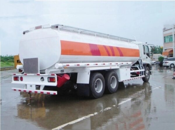 ISUZU CXR Crude Oil Tank Truck (4)