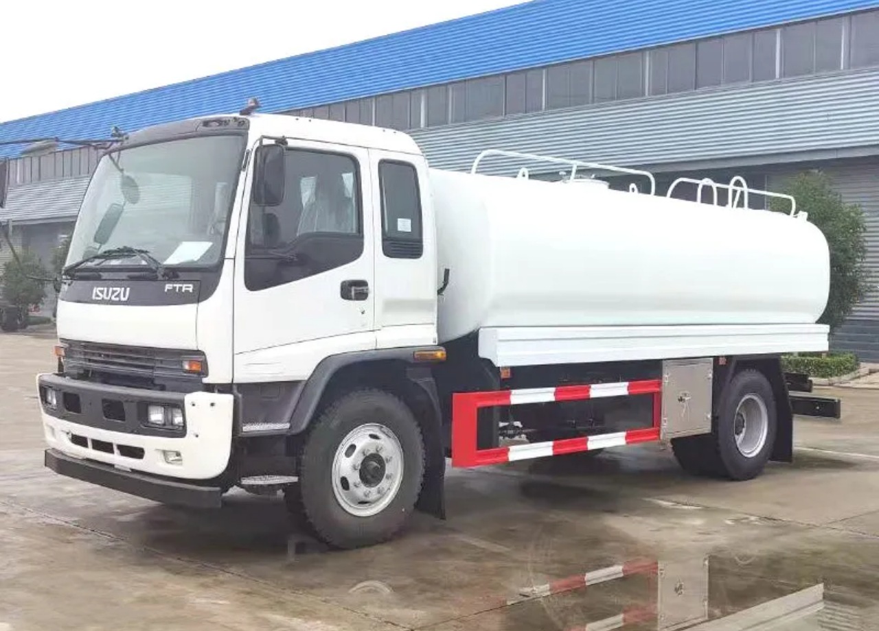 ISUZU FTR 12 CBM Water Truck (2)