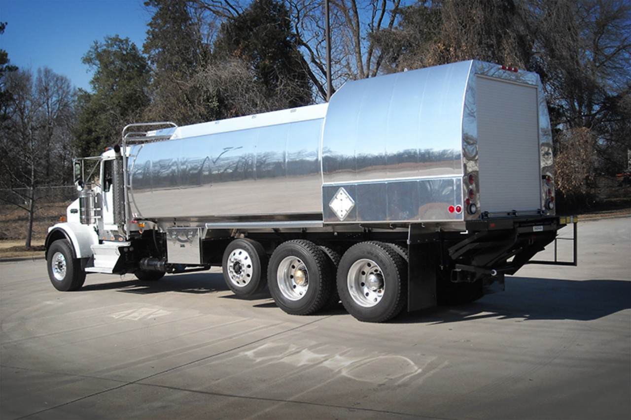 Oil Tank Truck (10)