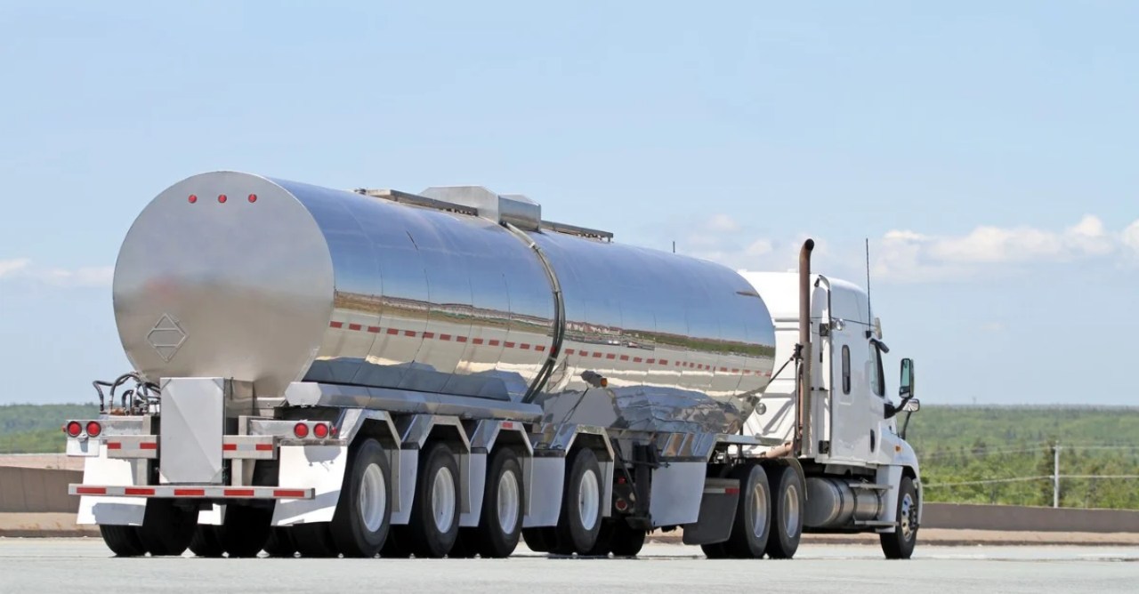 Oil Tank Truck (11)