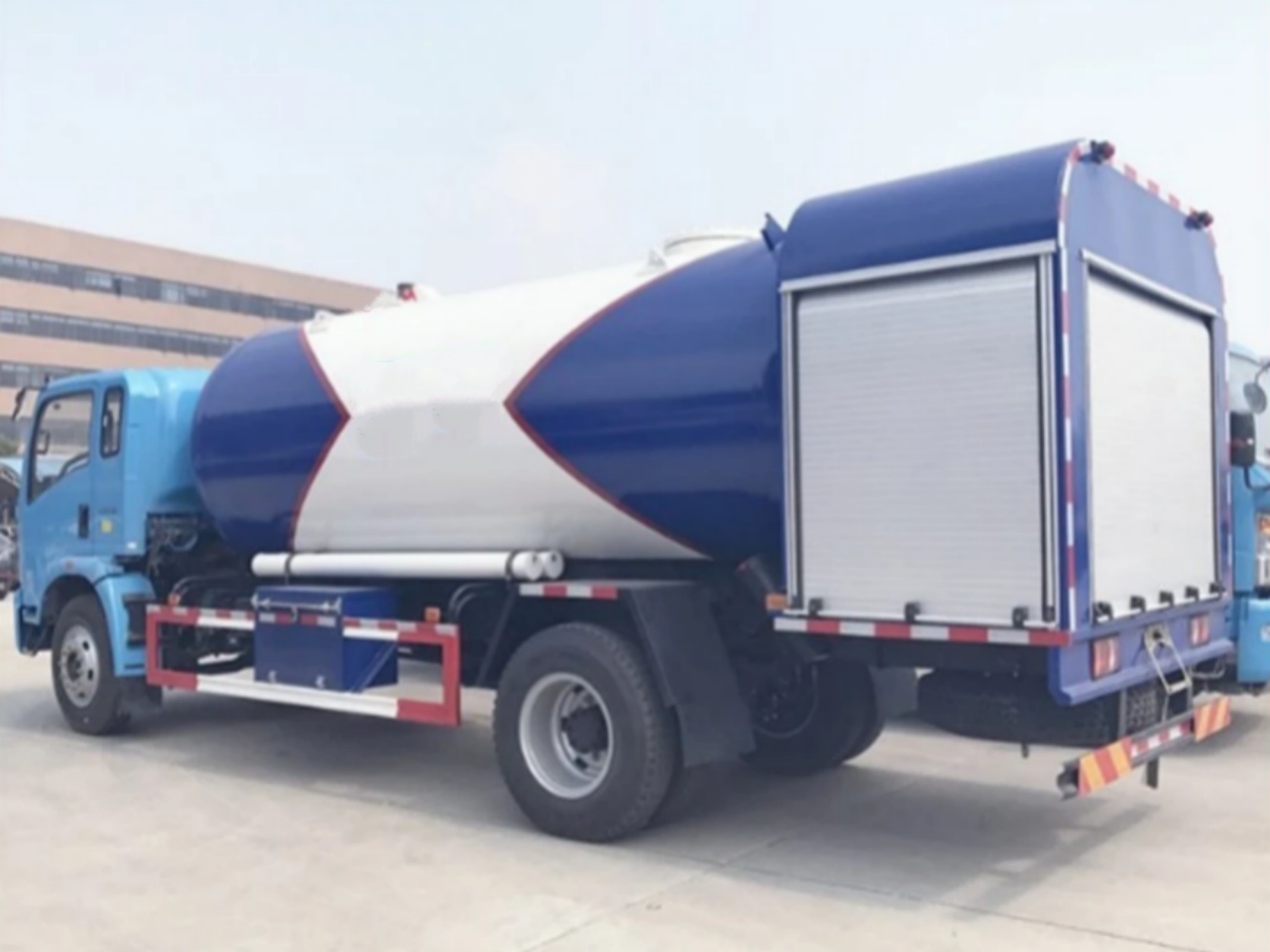 Propane Tank Truck (5)