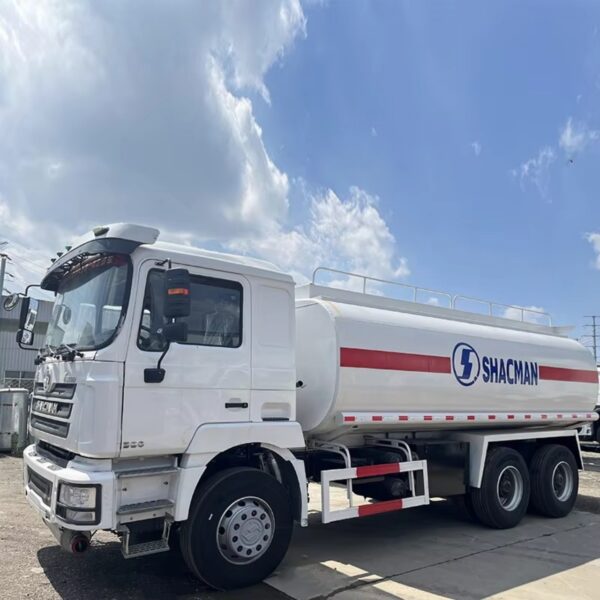 SHACMAN 20 CBM Milk Tanker Truck (2)