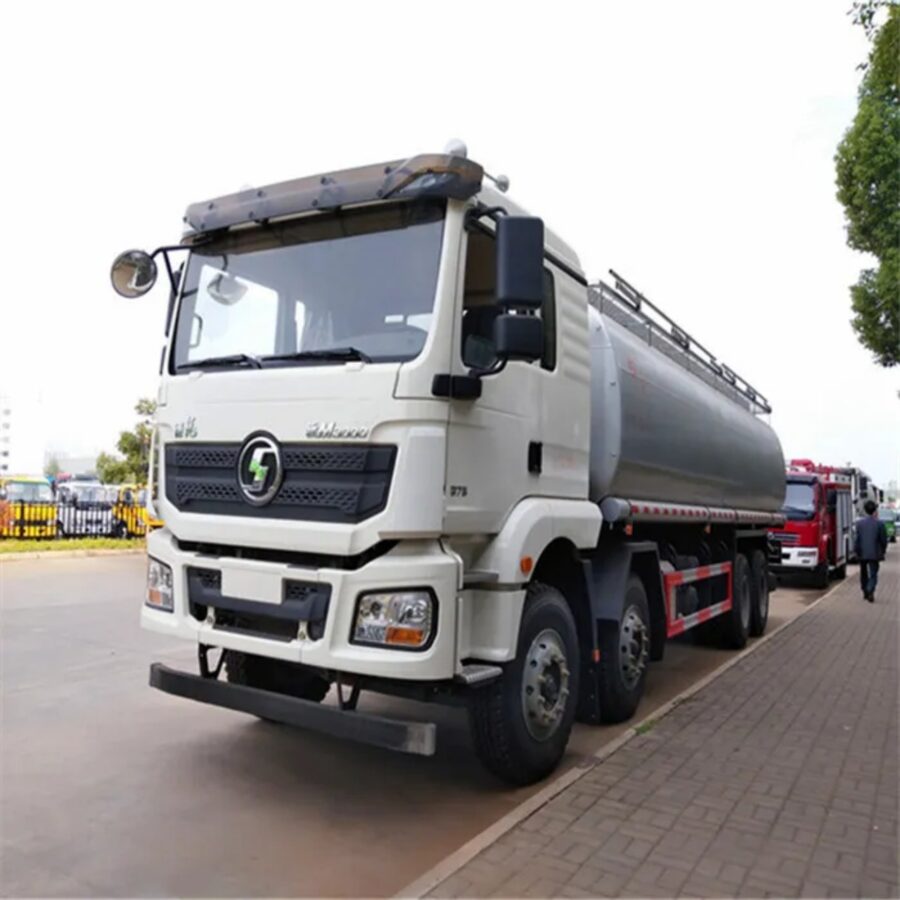 SHACMAN 33 CBM Fuel Delivery Truck