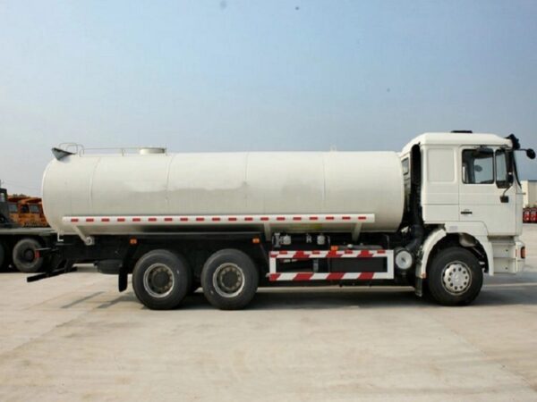 SHACMAN F2000 20 CBM Water Tank Truck (2)