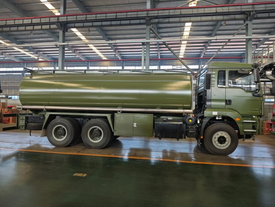 SHACMAN H3000 20 CBM Fuel Tanker Truck (3)