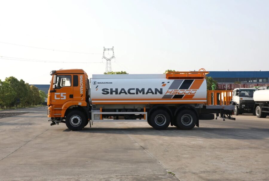 SHACMAN H3000 20 CBM Water Tanker Truck (3)