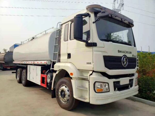 SHACMAN H3000 22 CBM Oil Tank Refueling Truck