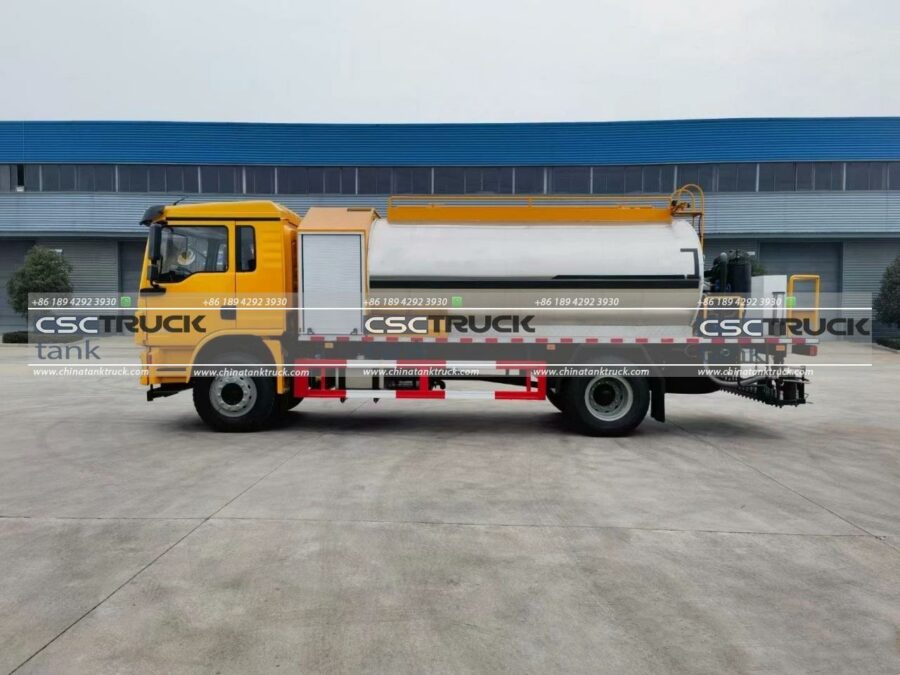 SHACMAN L3000 12 CBM Asphalt Tank Truck (5)