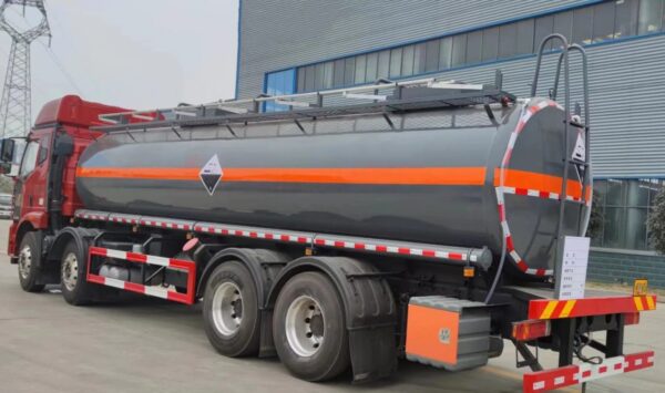 12 Wheelers 30000 Liters Corrosive Tank Truck (2)