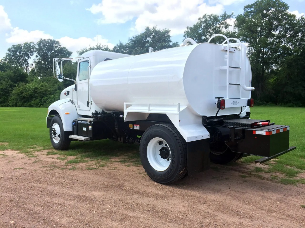 Water Tank Truck (8)