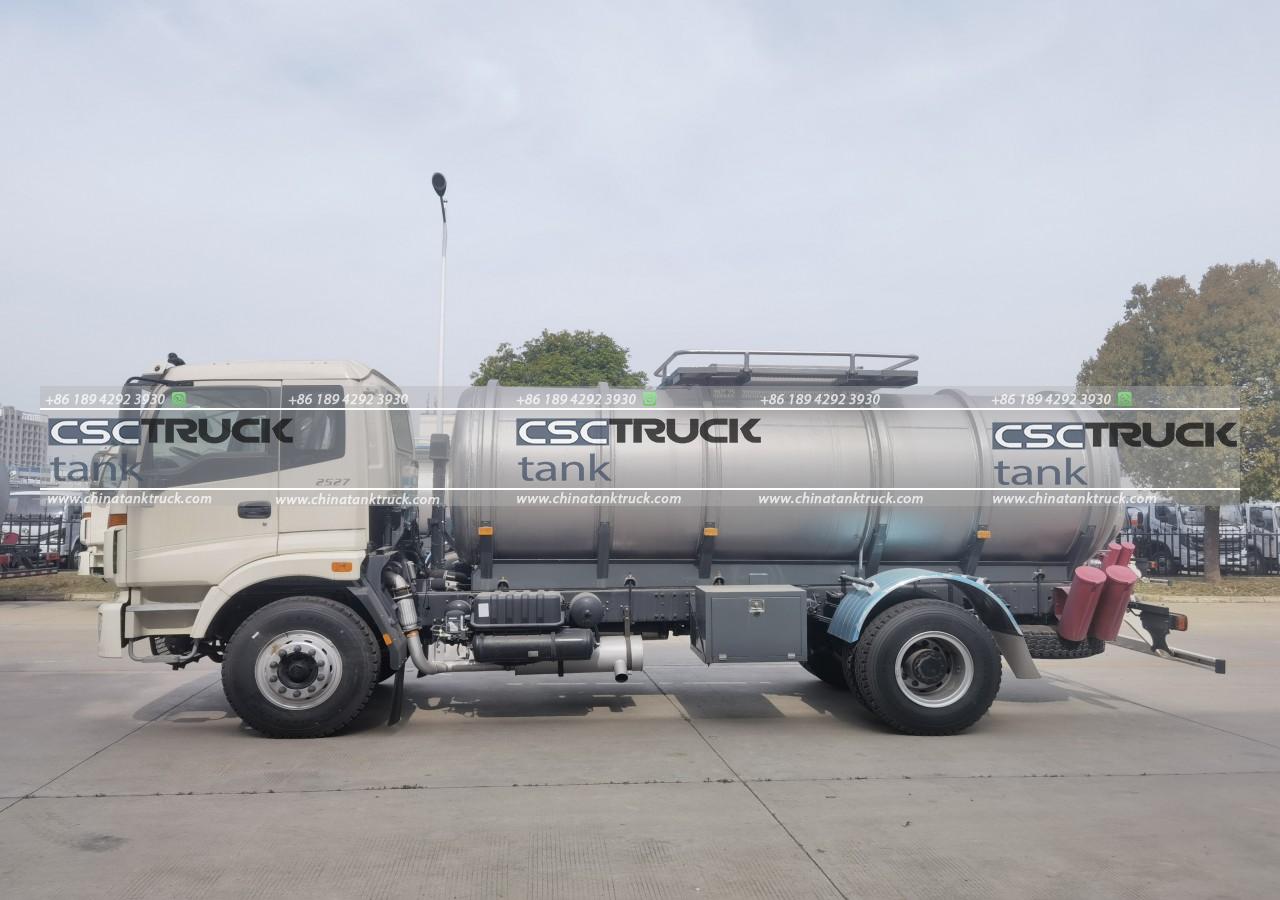 Water tank truck 02