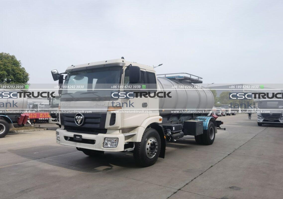 Water tank truck