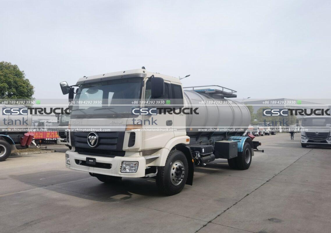 Water tank truck