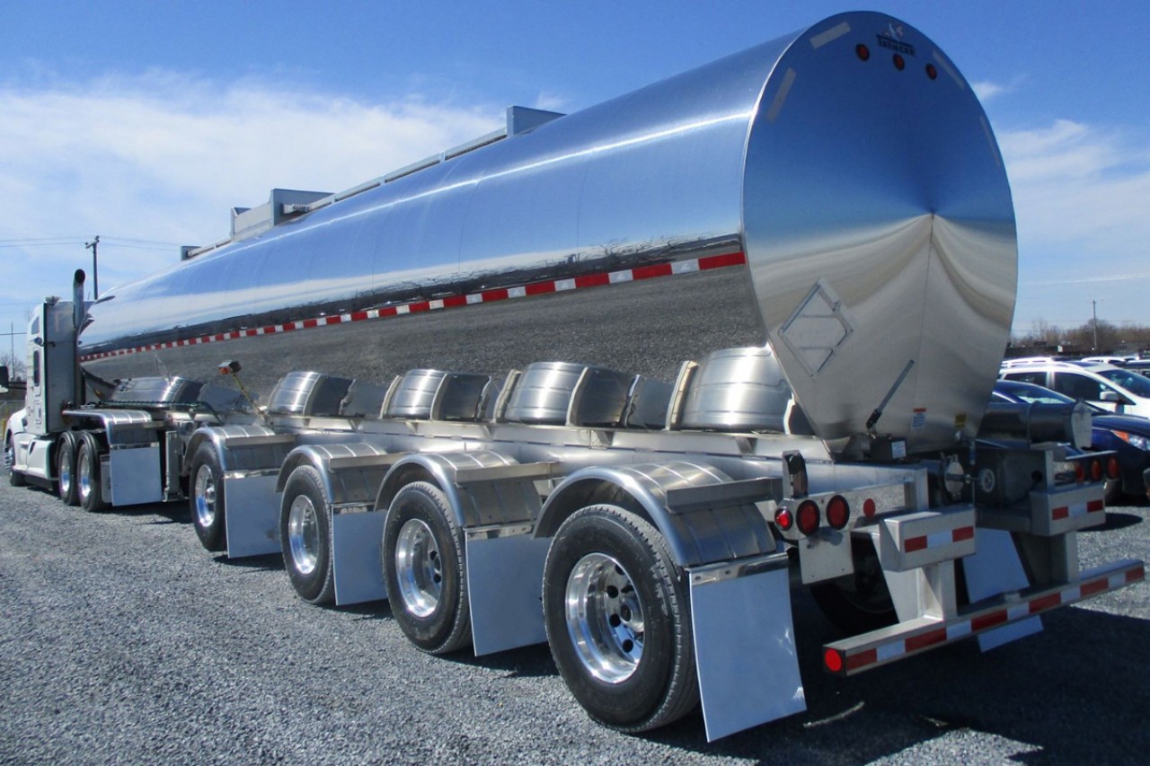 chemical tank truck (8)