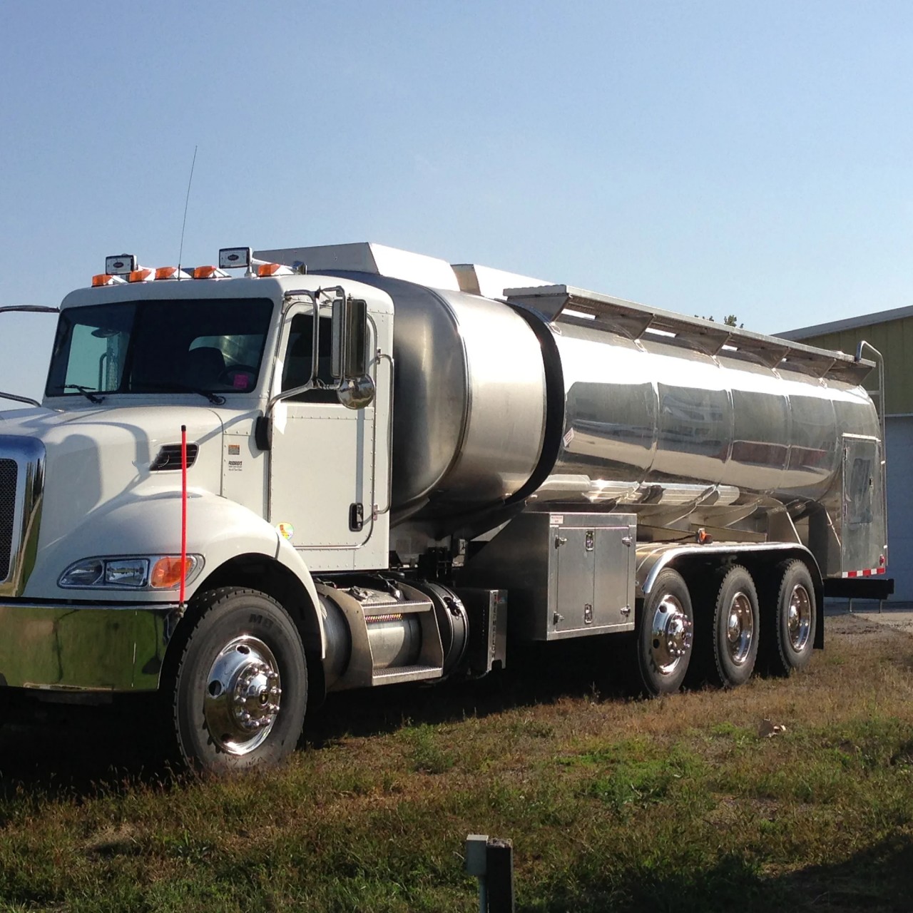 fuel tank truck (6)